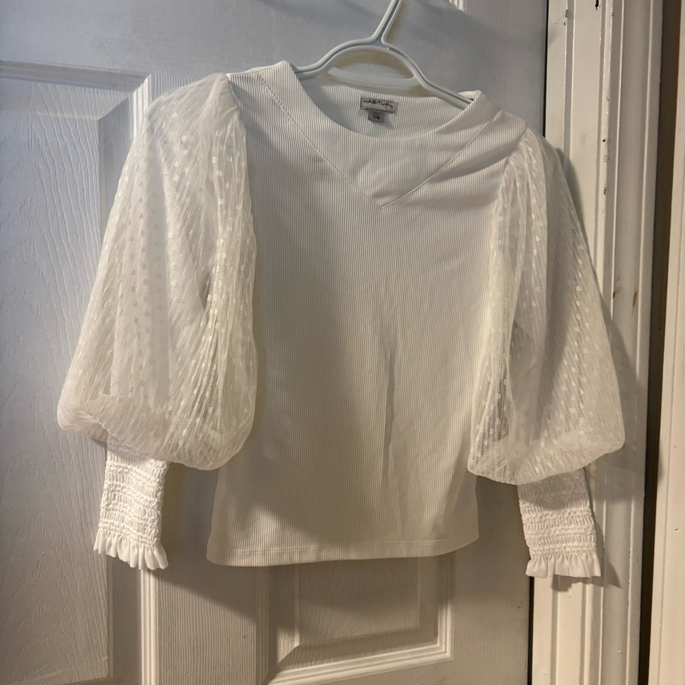 Habitual Cream Puff Sleeve Crop Blouse